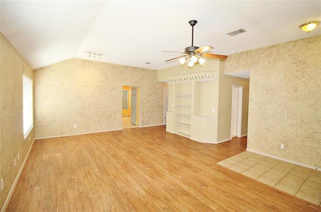 Photo - 2305 Valley Creek Dr