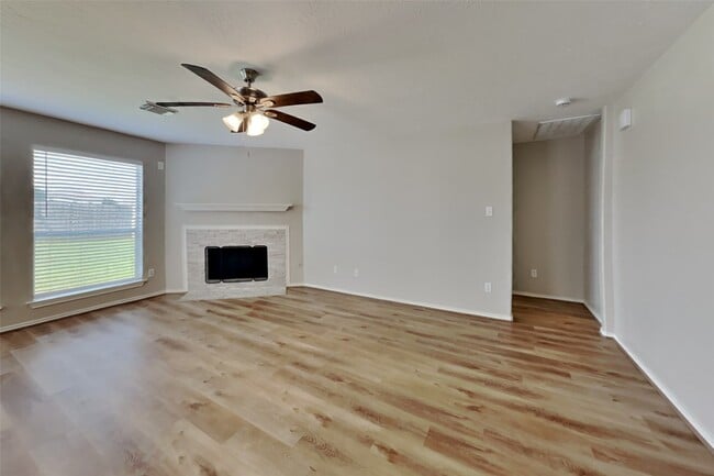 Photo - 22076 Knights Cove Dr