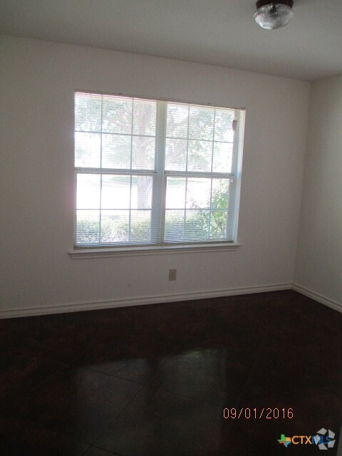 Building Photo - 125 Gemini Ct Rental