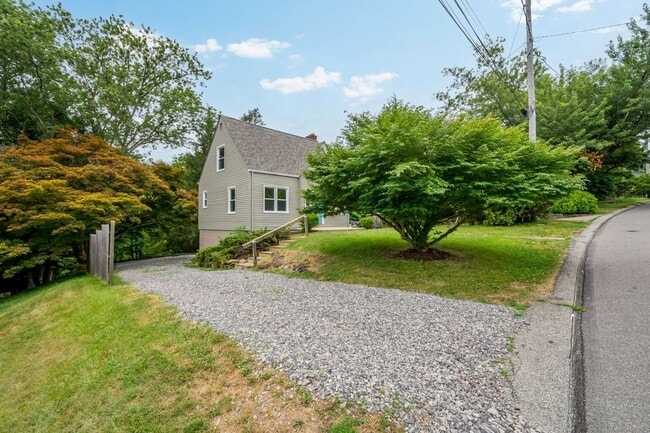 Photo - AVAILABLE SEPT 1st!! Check out this BEAUTIFUL & UPDATED home in Penn Hills!