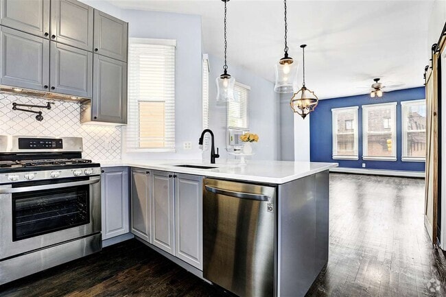 Building Photo - 314 Palisade Ave Unit 2 Rental