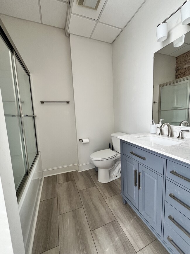 Photo - 201 E Lafayette St