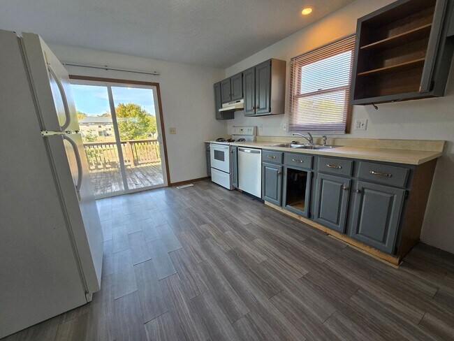 Photo - 1501 Northbrook Dr Unidad B