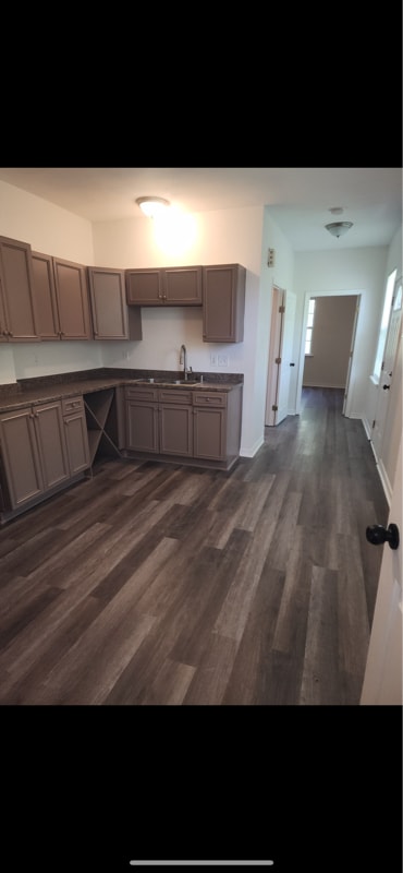 Photo - 810 Whitney Ave.