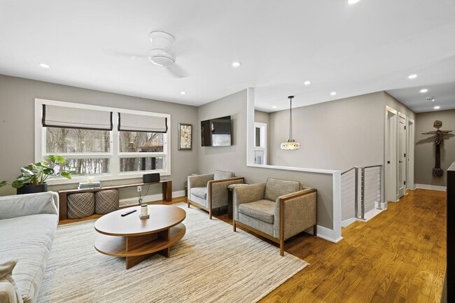 Photo - 9591 Hillside Dr