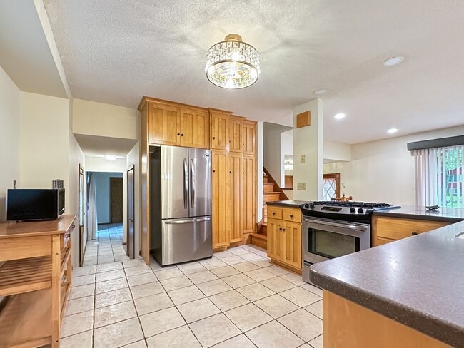 Photo - 3830 Union Terrace Ln N