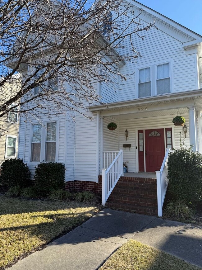 Building Photo - Well-maintained and spacious 3-bedroom Home "ASK ABOUT OUR ZERO DEPOSIT"