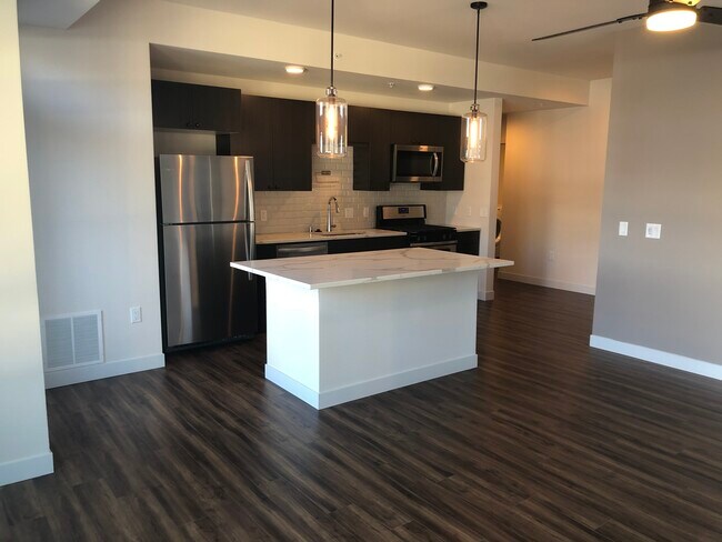 151 E Wilson