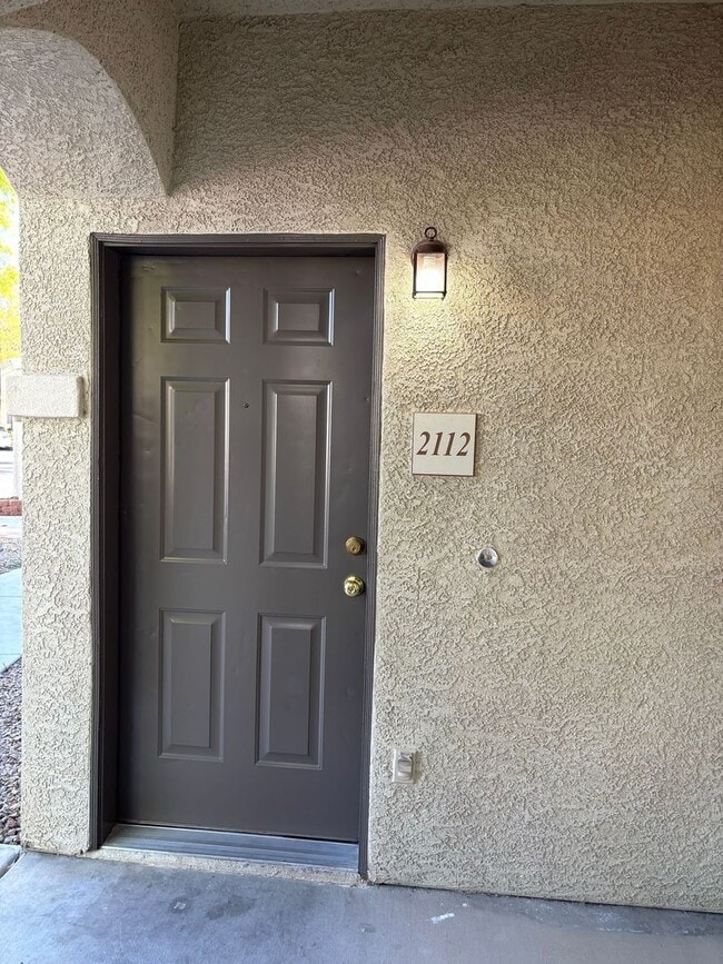 Building Photo - *CUTE 2 MASTER BEDROOM CONDO IN GATED COMMUNITY!!* Unit 2112