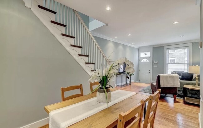 23 N Curley St