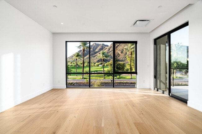 4575 N Phoenician Blvd Unidad 4