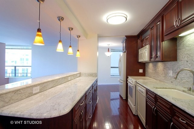 Photo - 110 E Delaware Pl Unit 01201