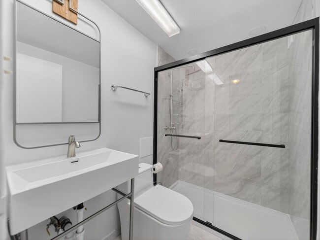 Photo - 6621 Wakefield Dr Unit 618