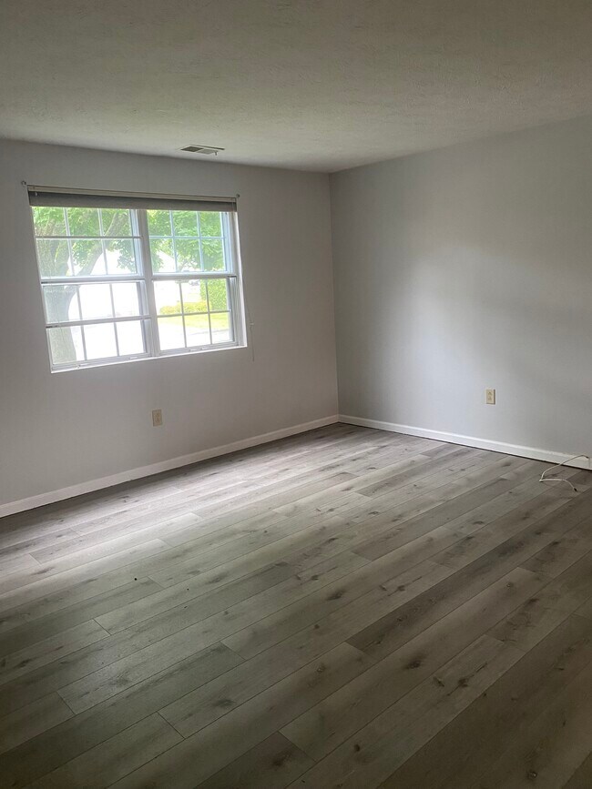 sala de estar - 32C Chestnut Ct