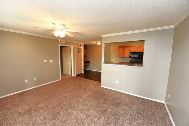 CrownRidge Apartments