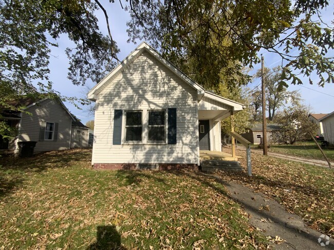 Building Photo - 1023 Grove St Rental