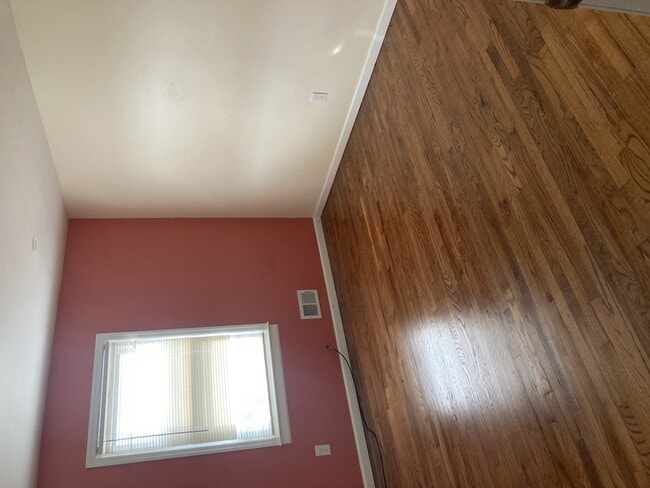 Photo - 920 Hampden St Unit B