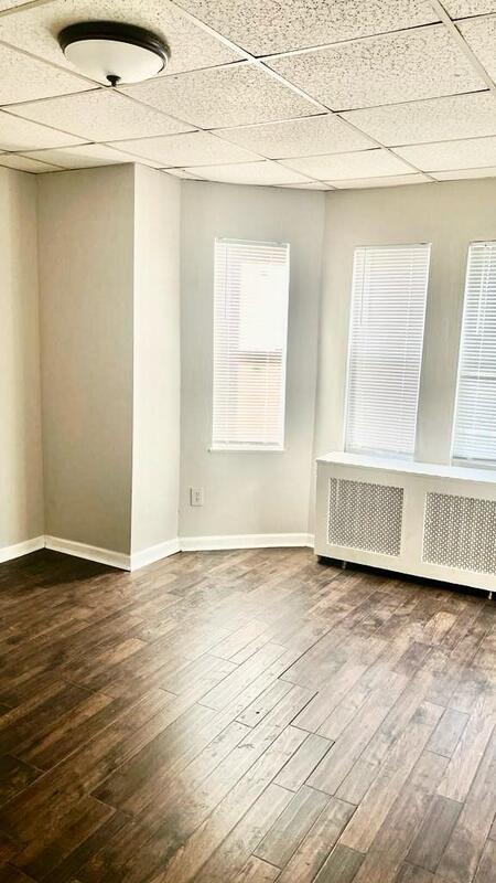 Photo - 1115 S 53rd St