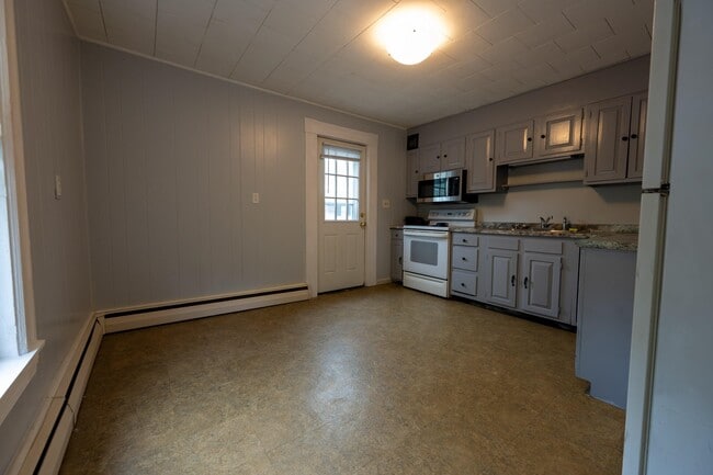 Photo - 125 Tarrytown Rd Unit 123