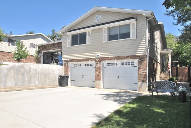 Photo - 106 River Heights Blvd