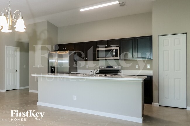 Photo - 310 SW Undallo Rd