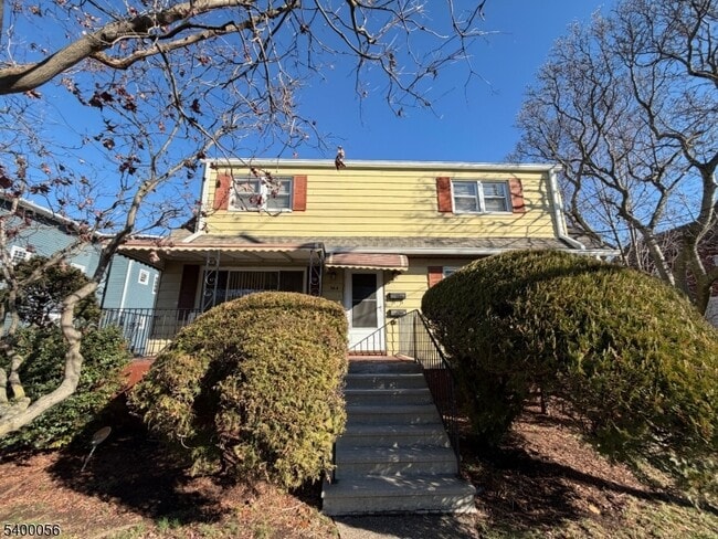 Building Photo - 362-366 Preakness Ave