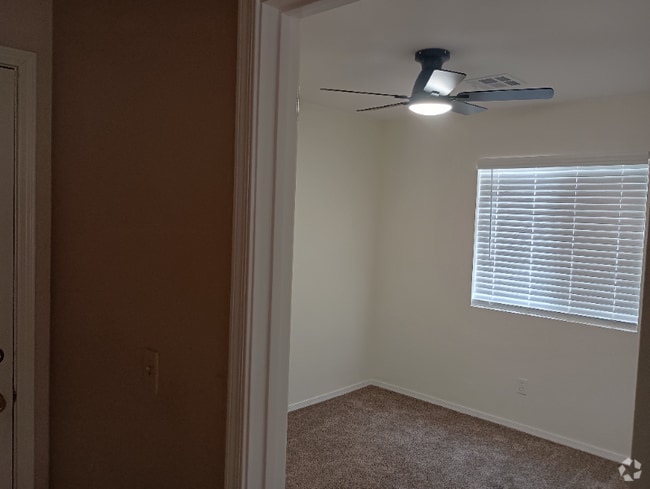 Building Photo - 12345 6th St Rental