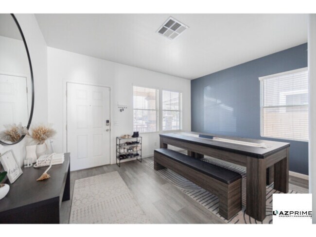 Photo - Your Perfect Phoenix 4/2.5 Home Awaits!