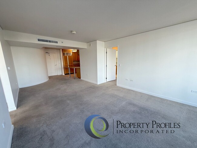 Photo - Moana Pacific - 2 Bedroom 2 Bath Unit - Available Now! Unit 602E
