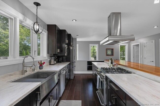 Photo - 33 Jefferson Pl