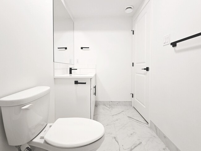 Photo - 10615-10122 122 Ave NW Unit 10615 BSMT