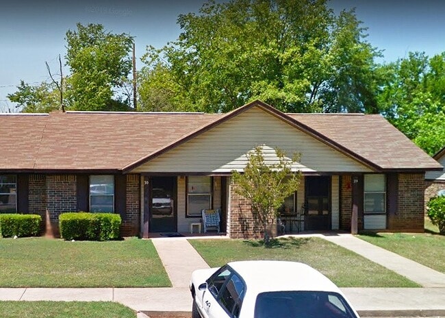 Photo - 202 Keasler St