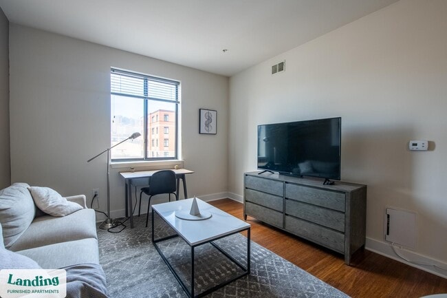 Photo - 1820 E Broad St Unidad 139-C.1412232