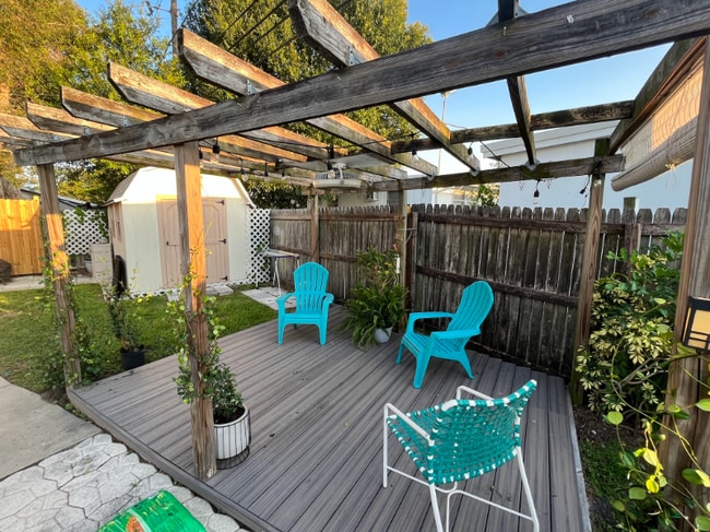 Photo - 10595 104th Ave