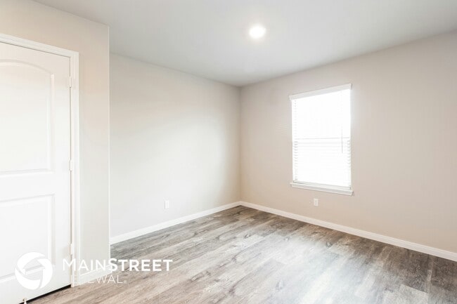 Photo - 1000 NW 6th St