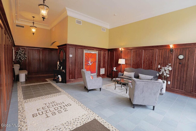 Photo - 256 Broadway Unit 302