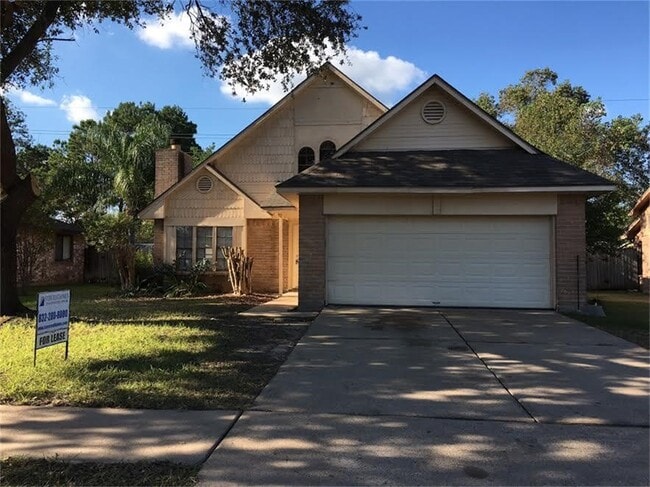 Building Photo - 21918 Pearl Lake Dr