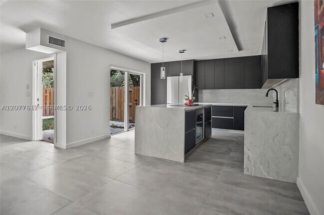 Photo - 2161 Orange Grove Dr