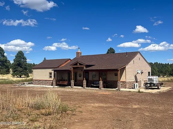Photo - 665 Dust Devil Dr