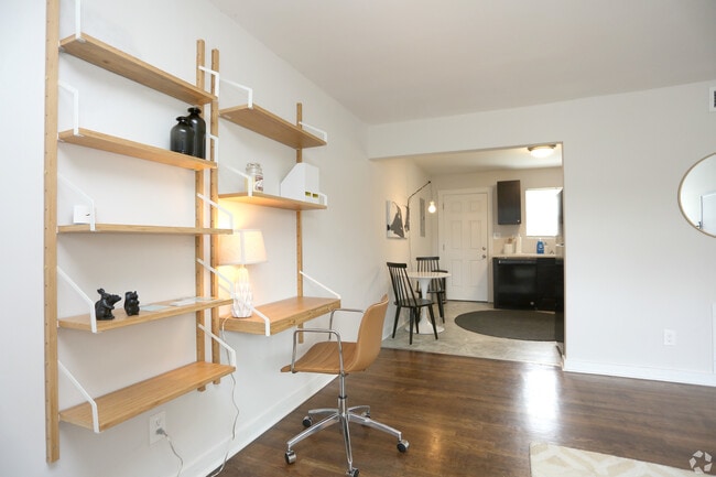 Photo - Dwell at Hollywood