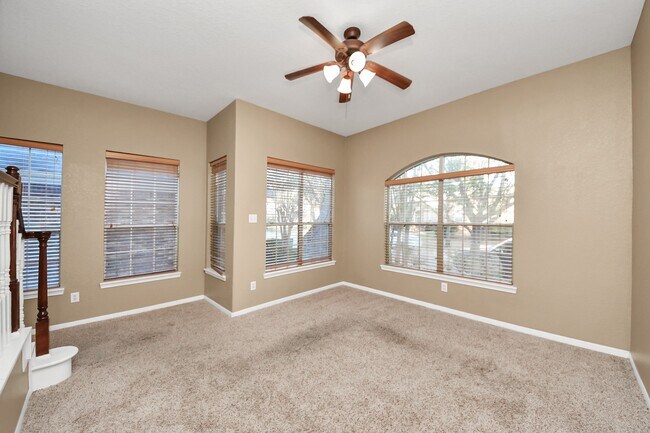 Photo - 21611 Shallow Glen Ln