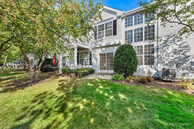 Photo - 827 Riding Ln