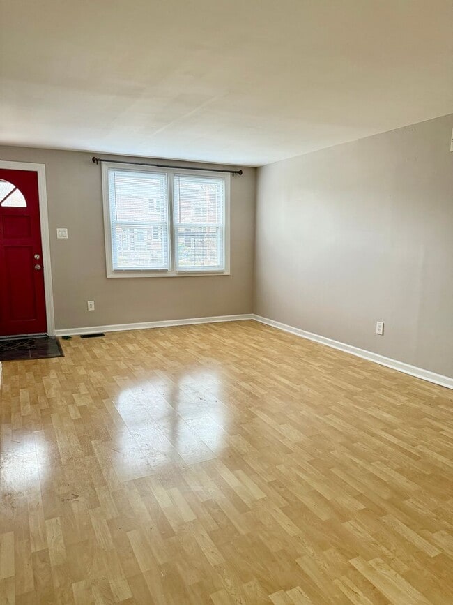 Photo - 3 bed 1 bath