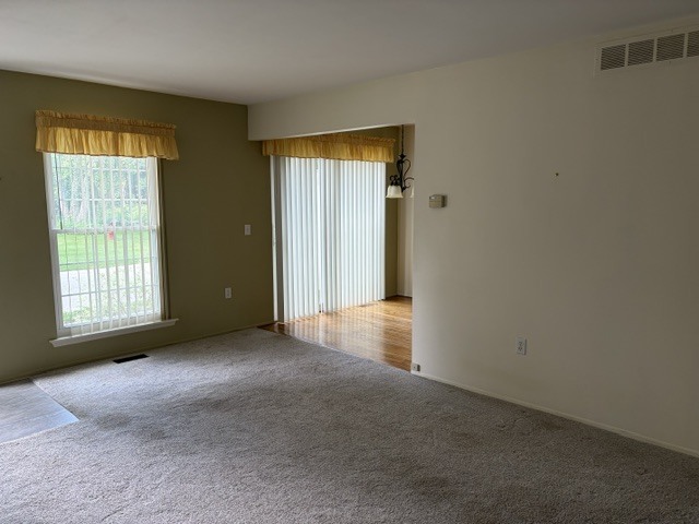 Photo - 1412 Hidden Meadows Dr E