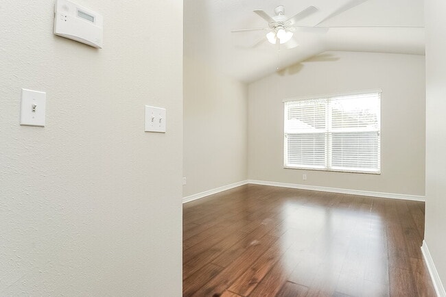 Photo - 7862 Bristol Park Dr