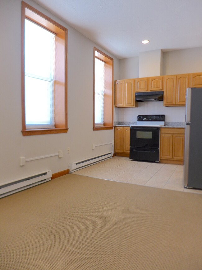 Photo - 79 Hudson St