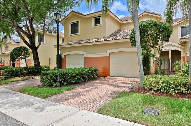 Photo - 4238 Vineyard Cir Townhome