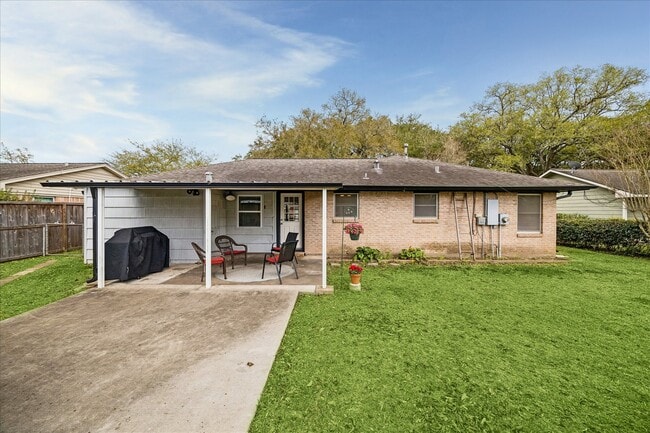 Photo - 510 S Belknap St