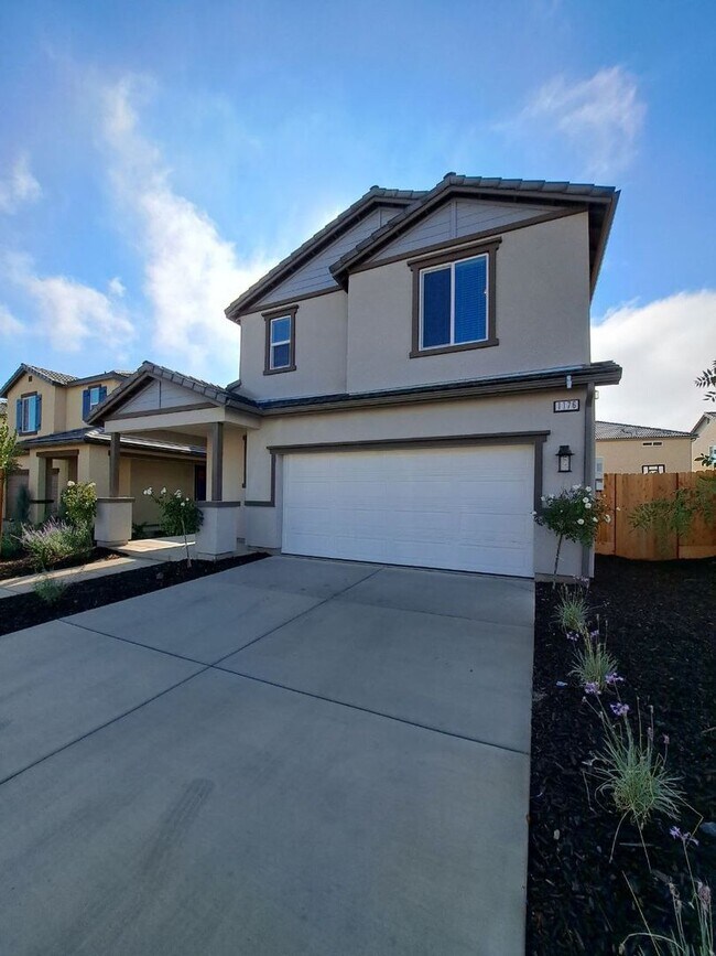 Photo - MOVE IN READY: Brand-New 2-Story Home with...