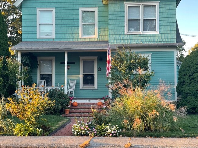 Photo - 126 East Ave